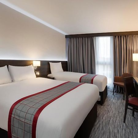 Hotel Ramada By Wyndham Leeds East Exteriér fotografie