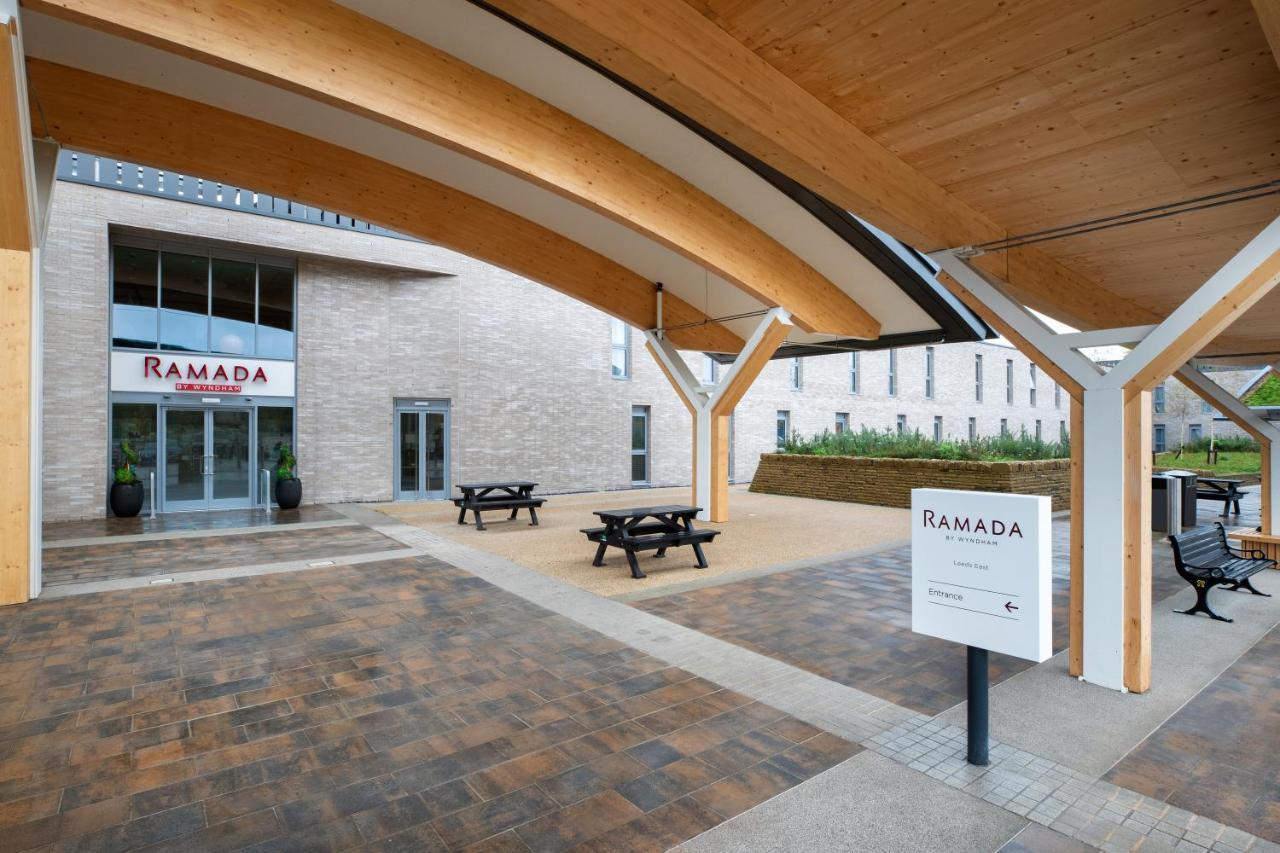 Hotel Ramada By Wyndham Leeds East Exteriér fotografie